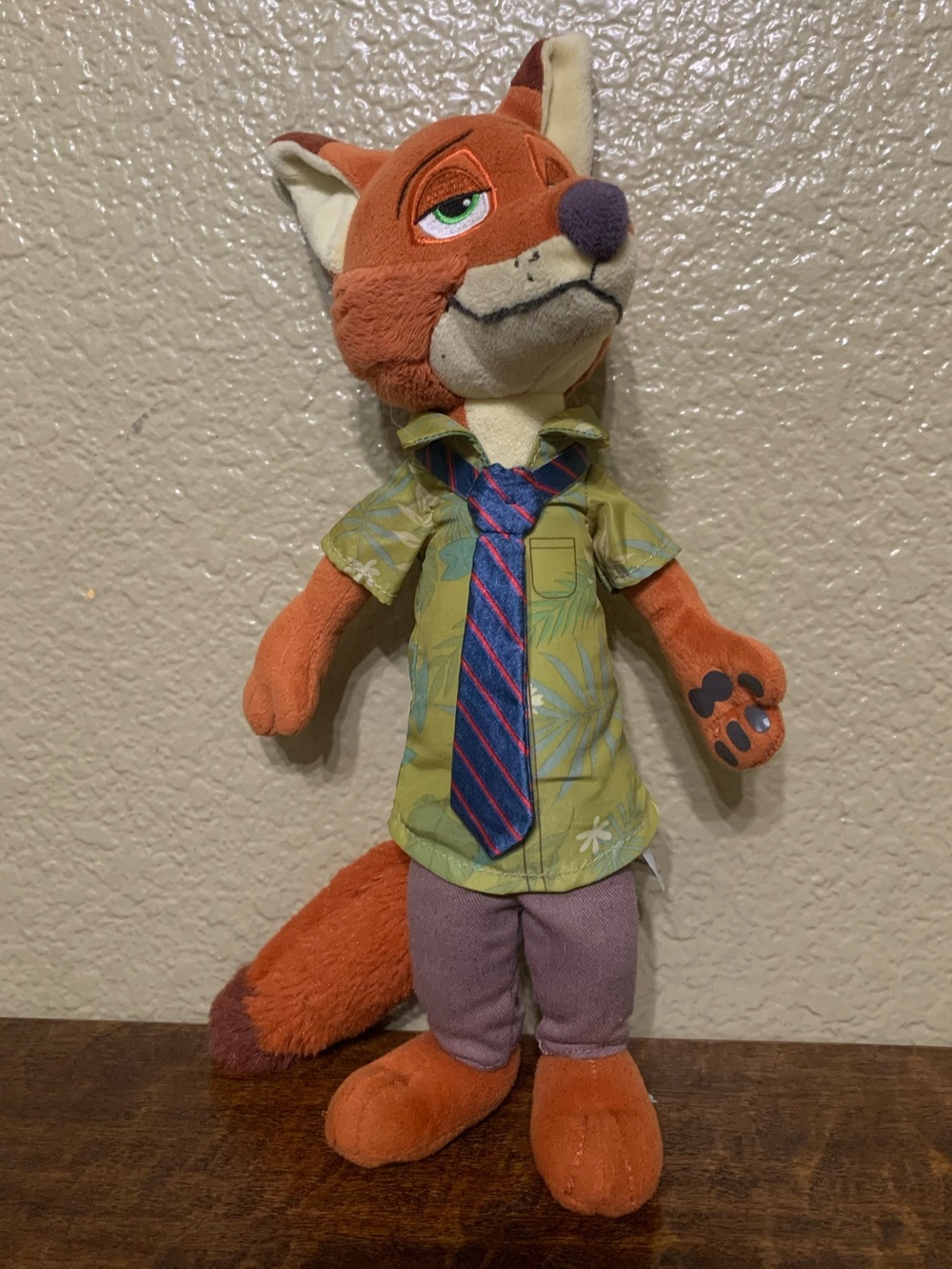 Disney Store Zootopia Nick Wilde 14" Fox Character Plush